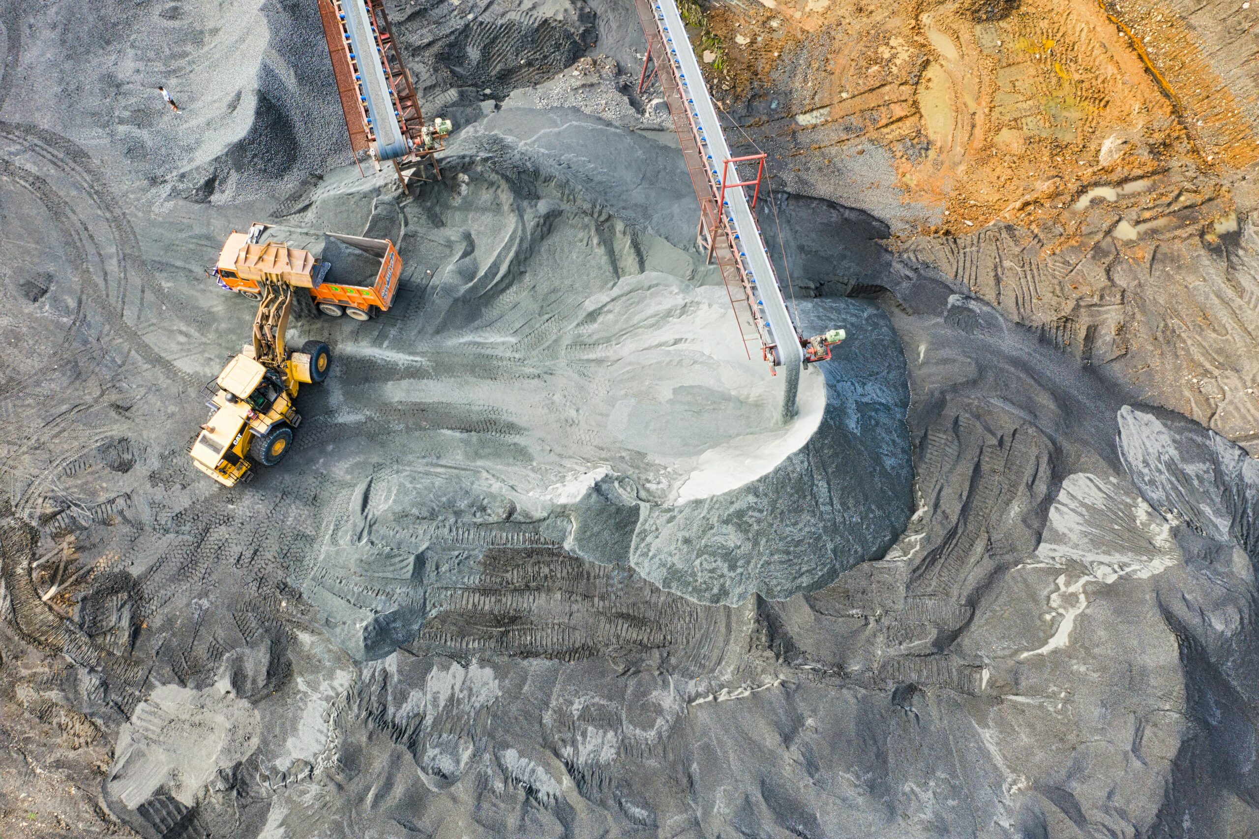 Open Pit Mining. Credits Tom Fisk / Pexels